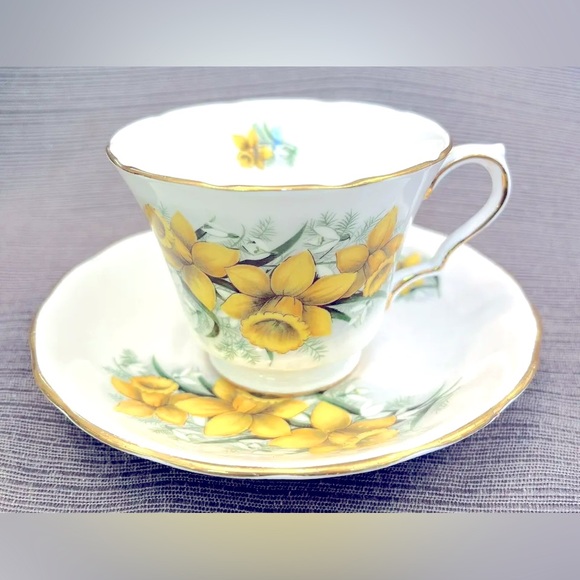 Royal Kent Daffodil Tea Cup and Saucer Bone China - Picture 2 of 10